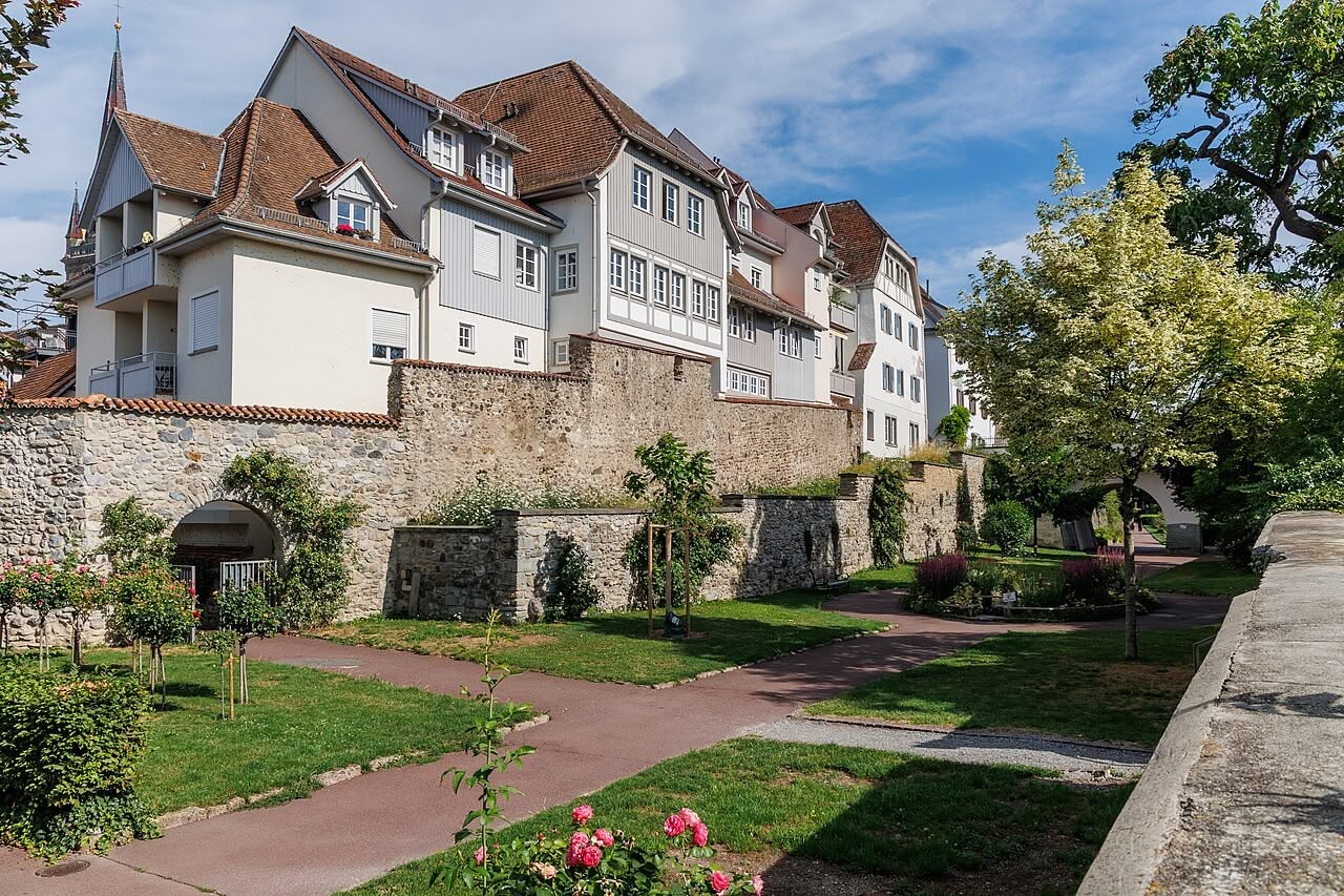 Marx Managt Haeuser am Stadtgraben in Radolfzell Marx Managt Haeuser am Stadtgraben in Radolfzell