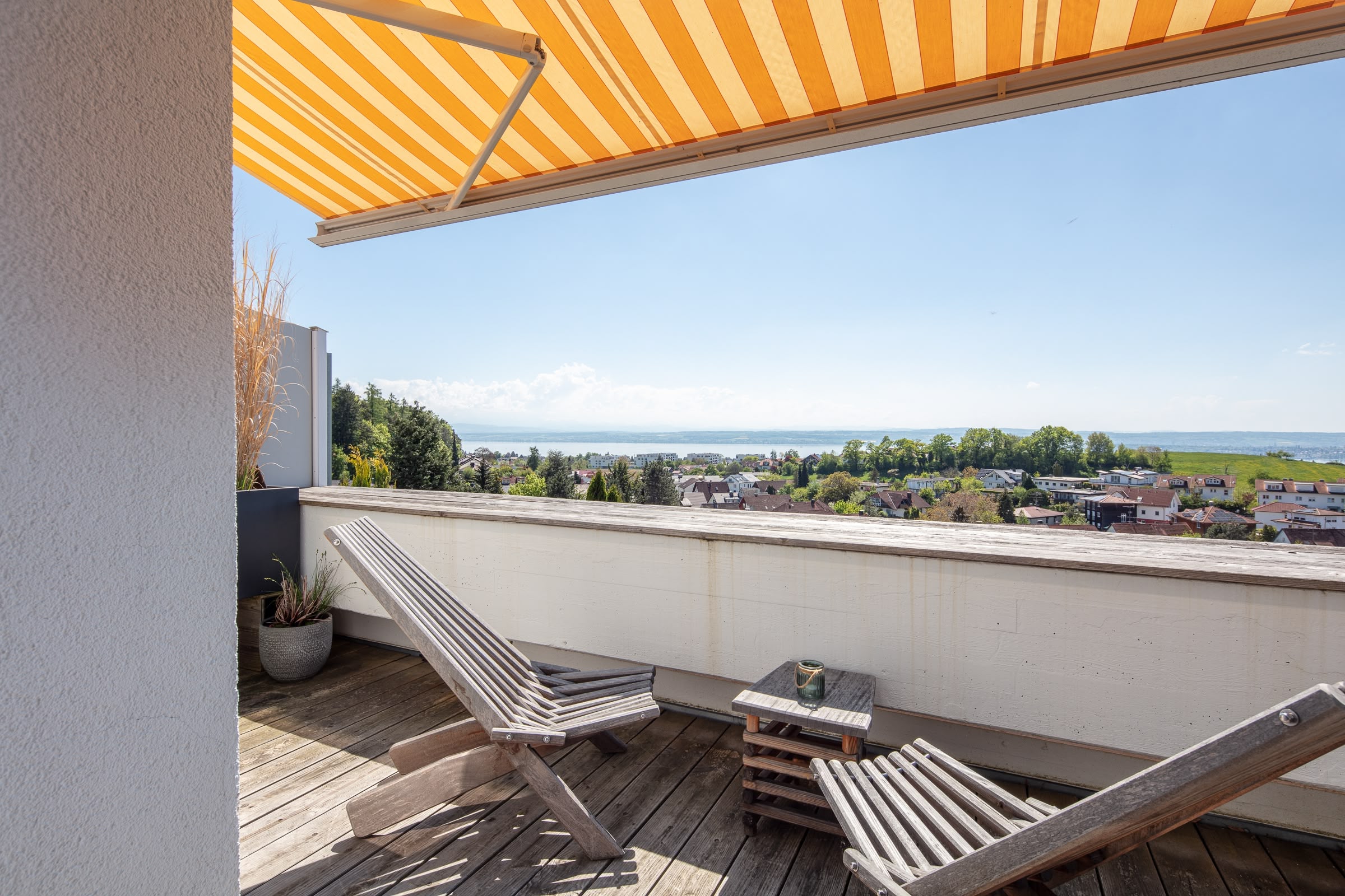 Marx managt Alpenfeuer Balkon 2