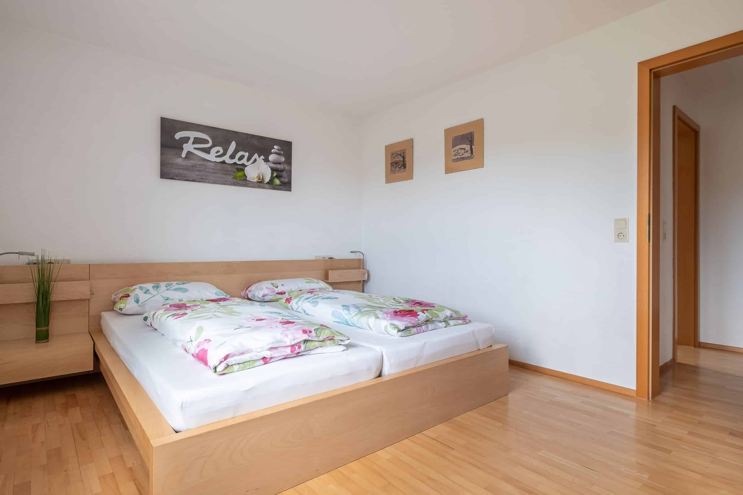Marx managt Familienoase Unterhuldingen Schlafzimmer 5