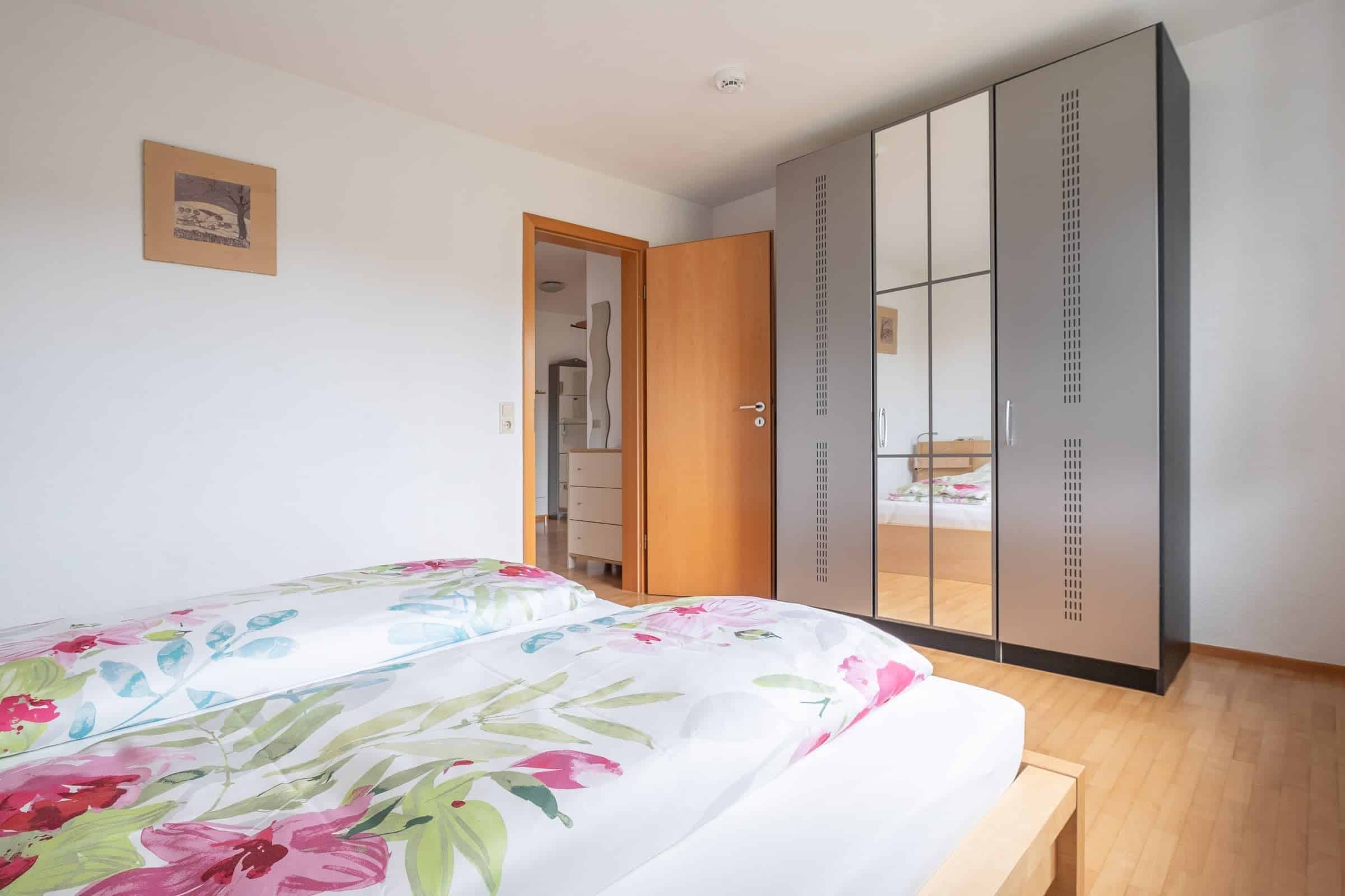 Marx managt Familienoase Unterhuldingen Schlafzimmer 6