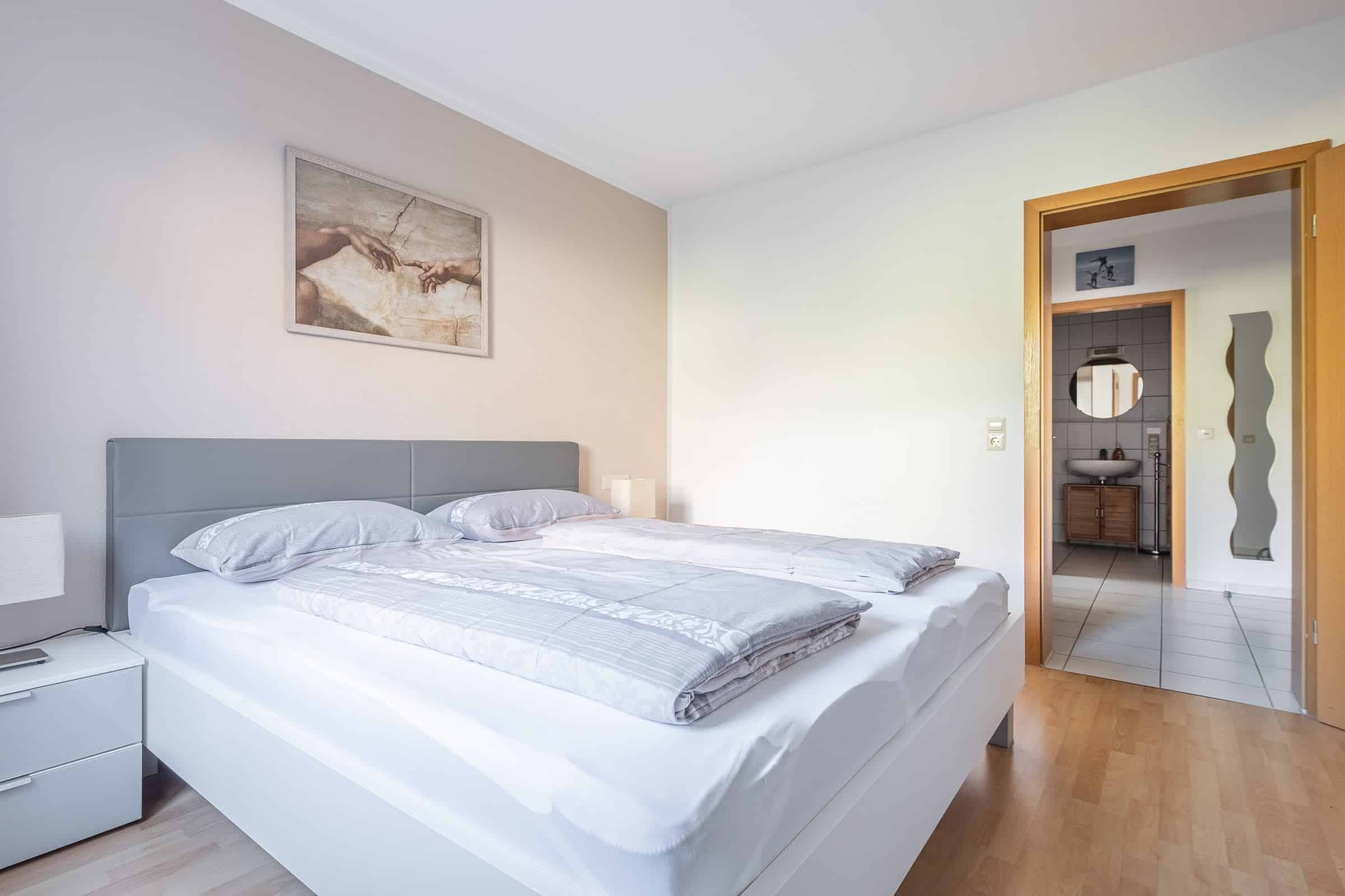 Marx managt Ferienwohnung Ella Schlafzimmer 2