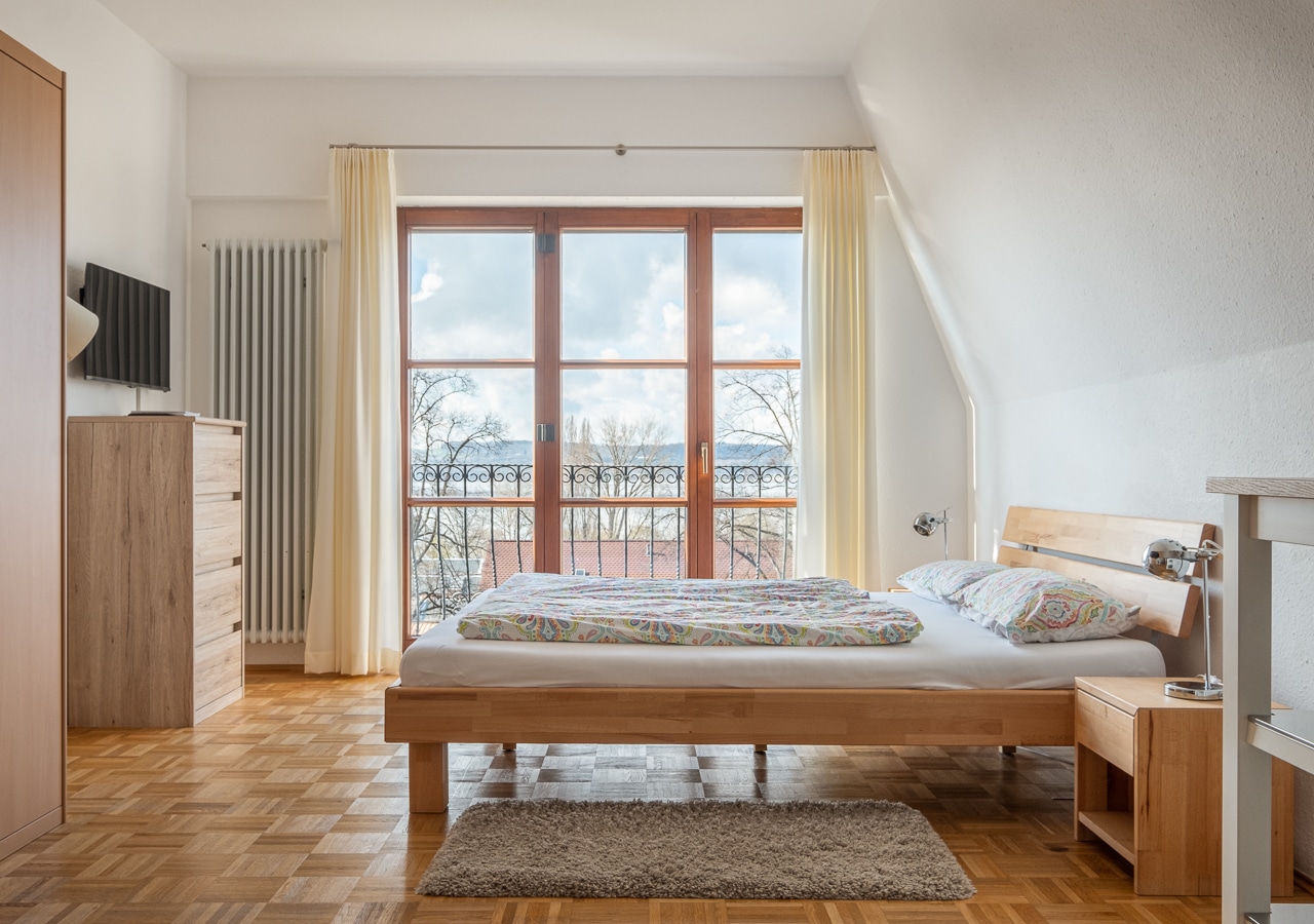 Marx managt La Perla Seeblick Schlafzimmer 1