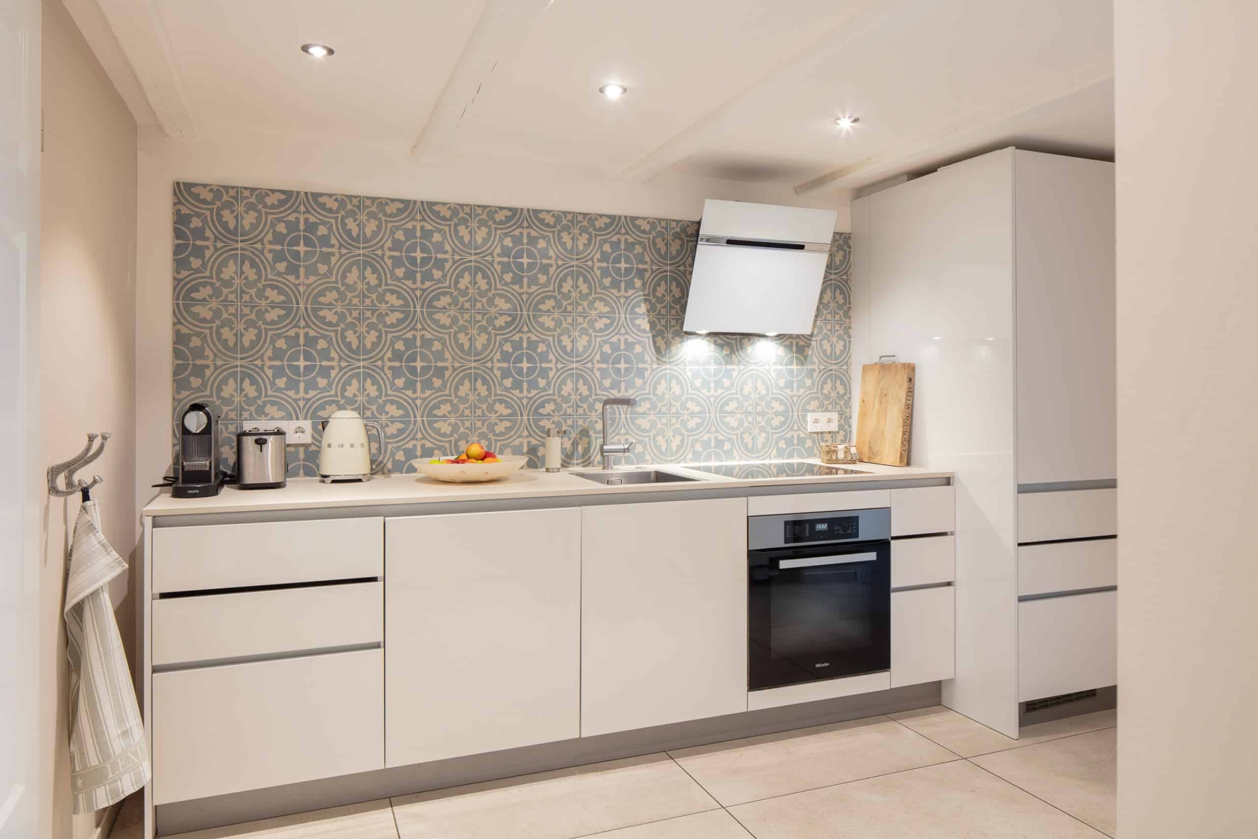 Marx managt Seehaus Allensbach Nature Suite Kueche 1