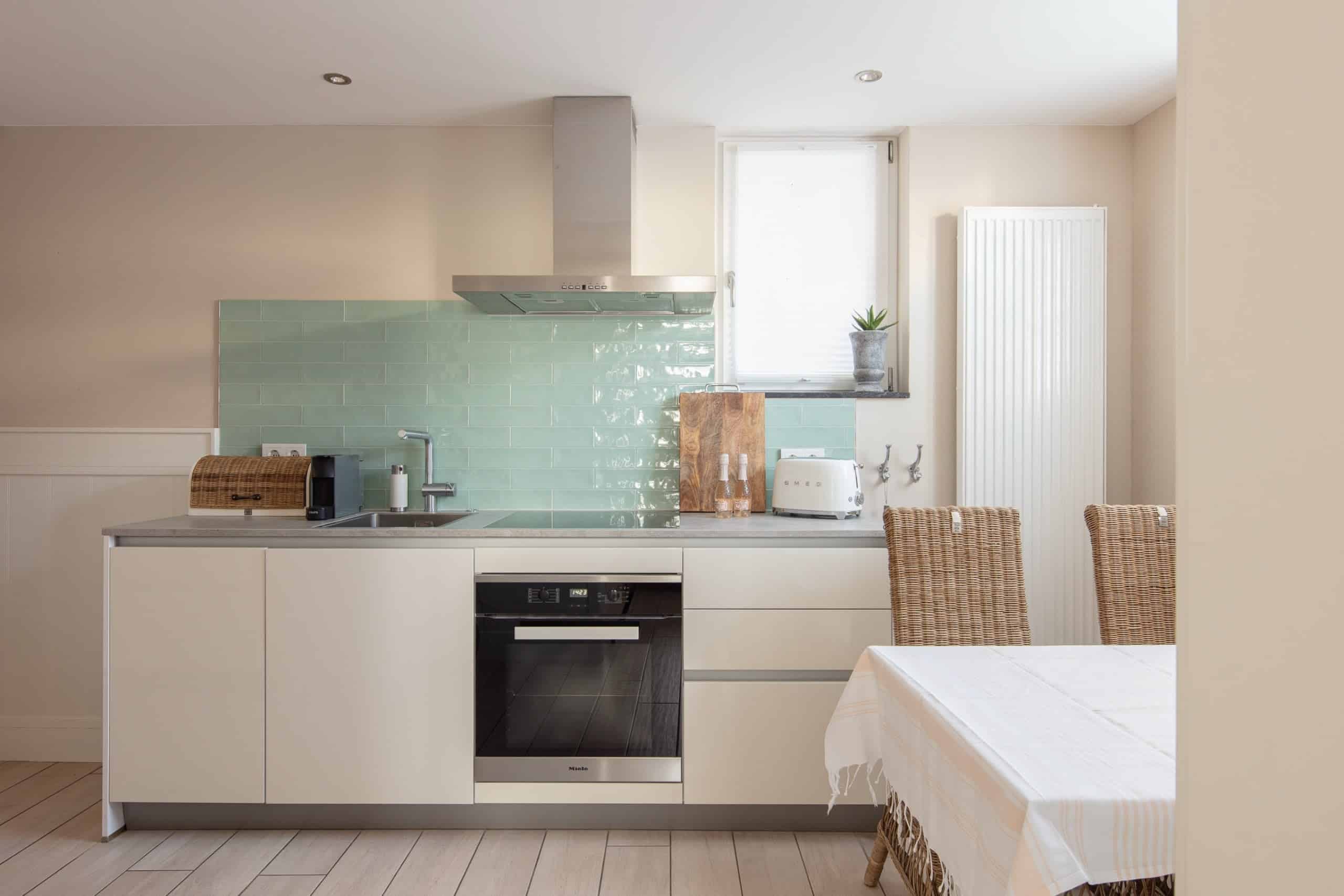 Marx managt Seehaus Allensbach Ocean Suite Kueche 1