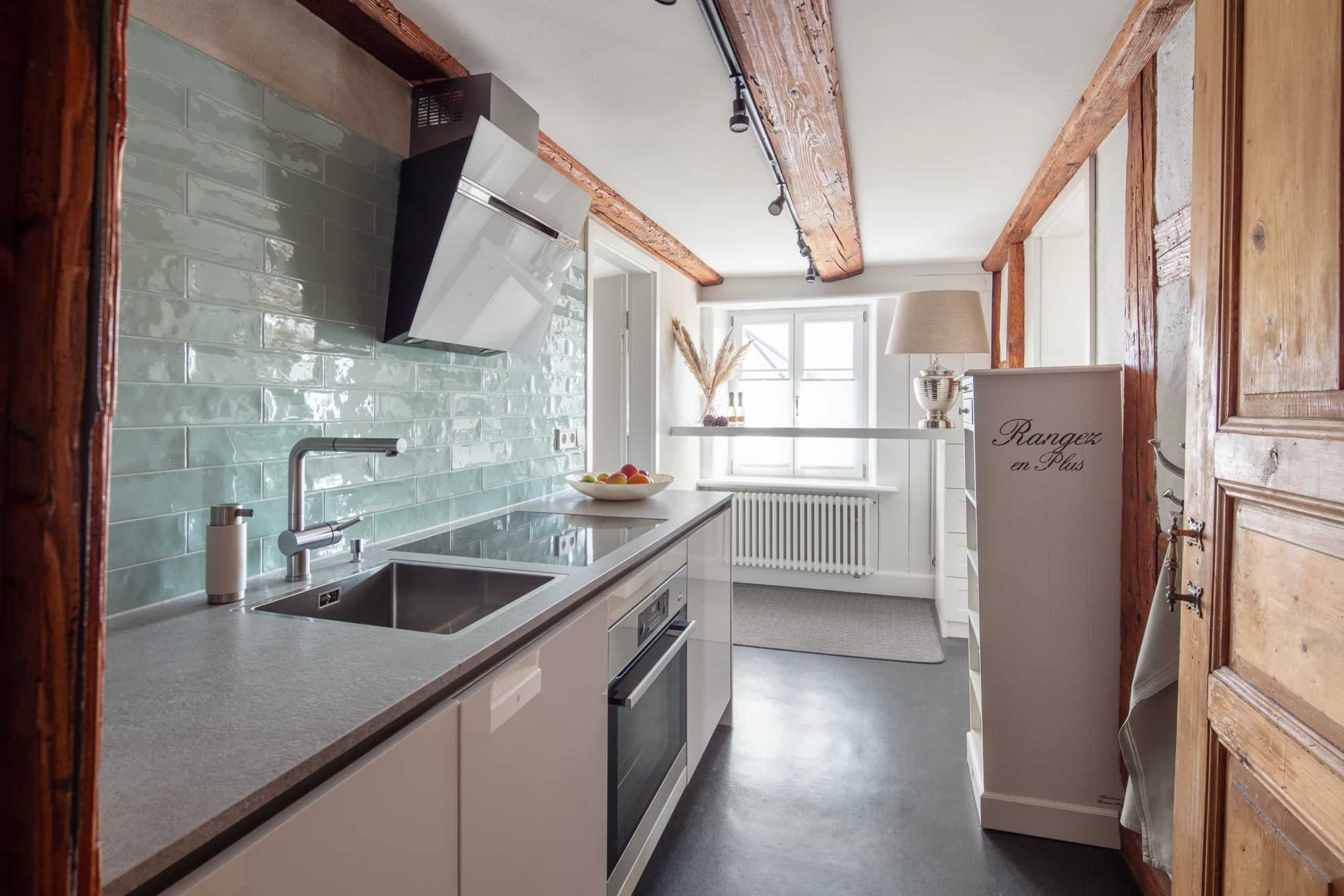 Marx managt Seehaus Allensbach Riviera Suite Kueche 2