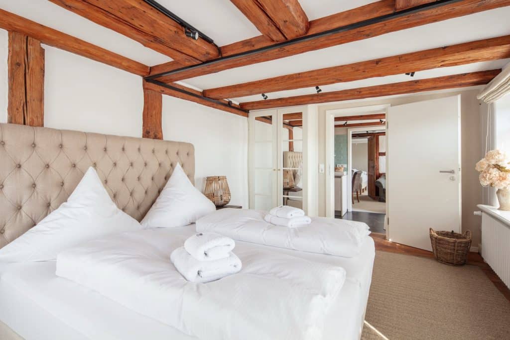 Marx managt Seehaus Allensbach Riviera Suite Schlafzimmer 5 Marx managt Seehaus Allensbach Riviera Suite Schlafzimmer 5