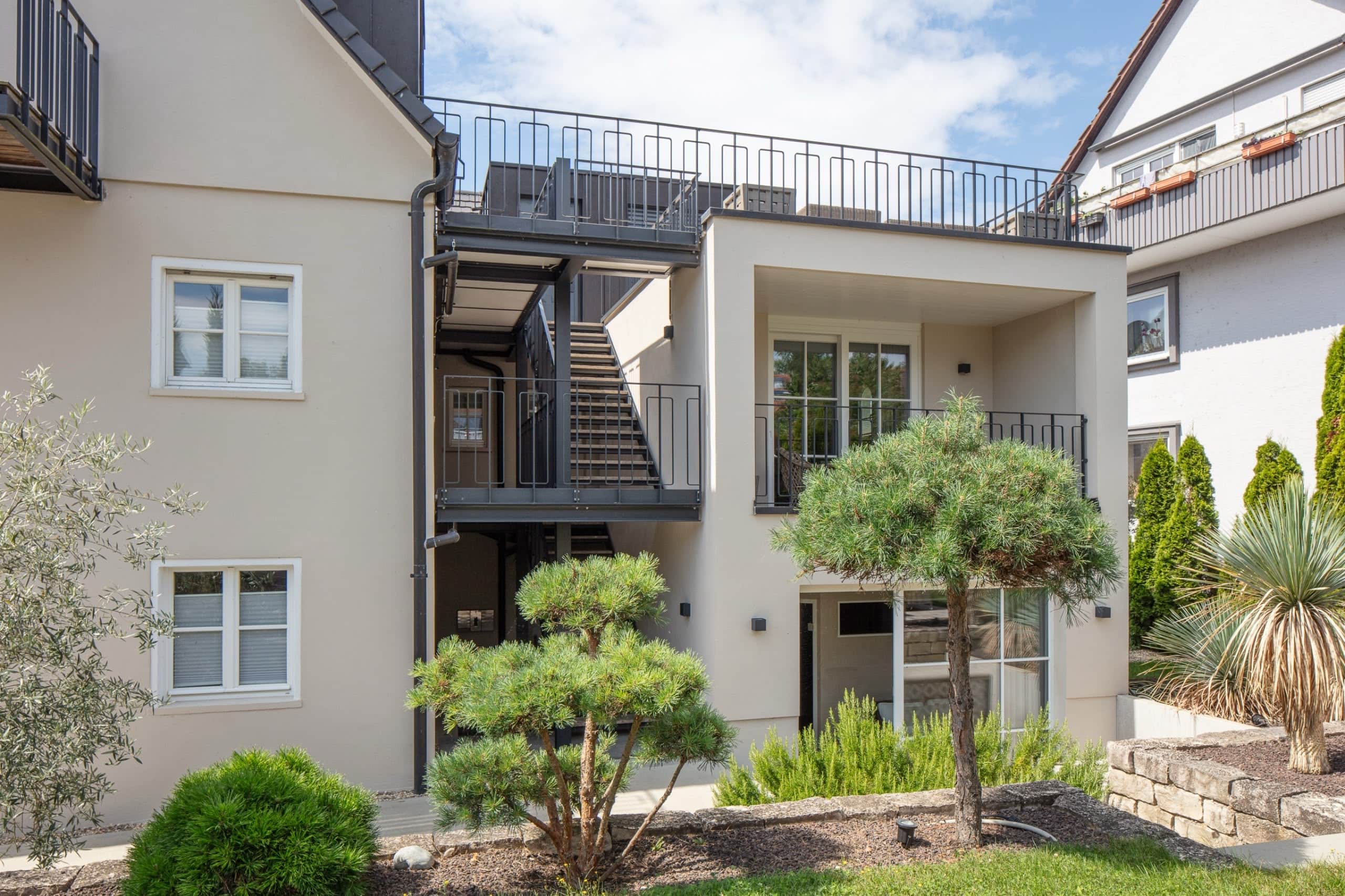 Marx managt Seehaus Allensbach Seerosen Suite Garten 3