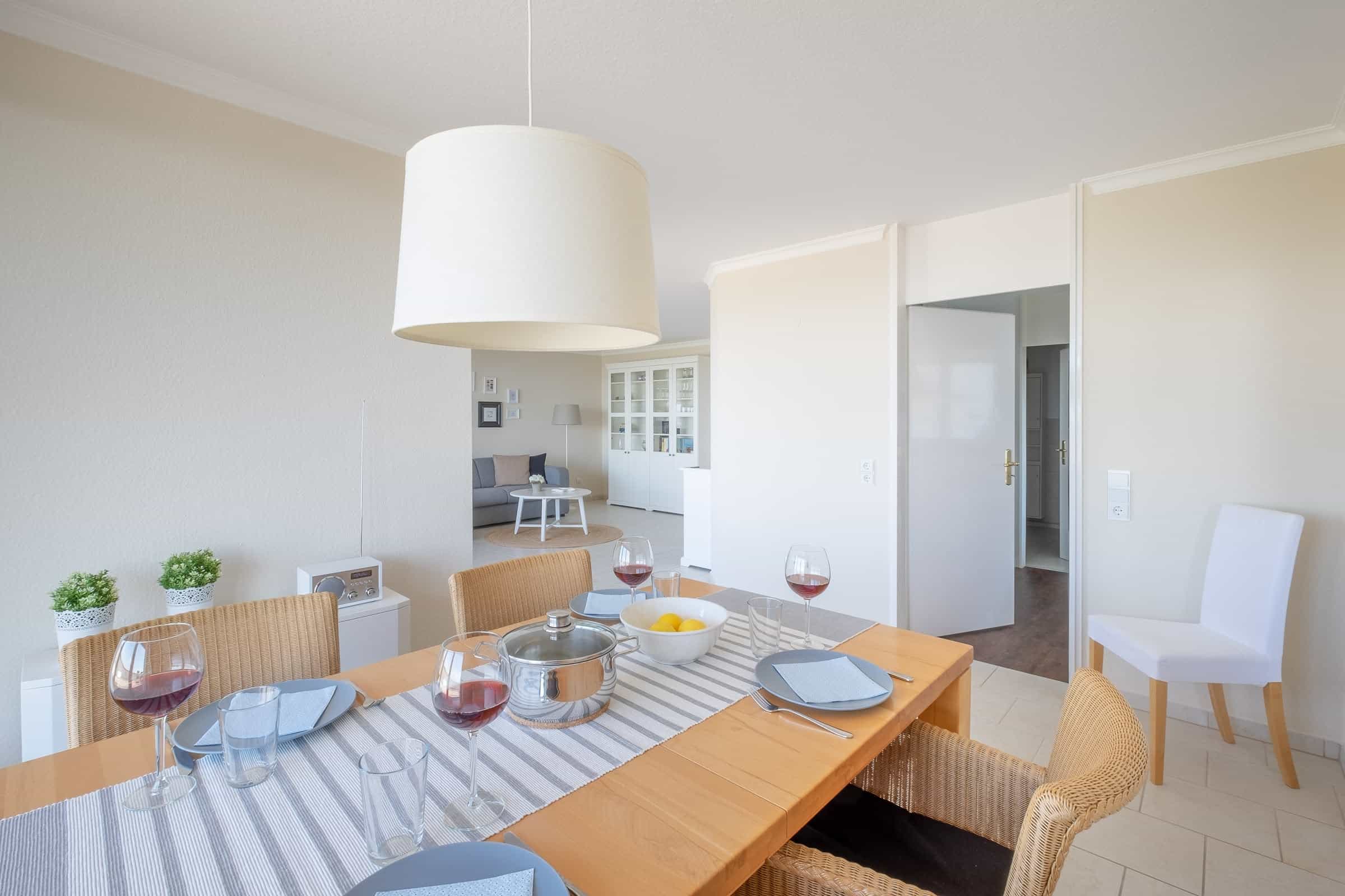 Marx managt Sommerliebe Esszimmer 3