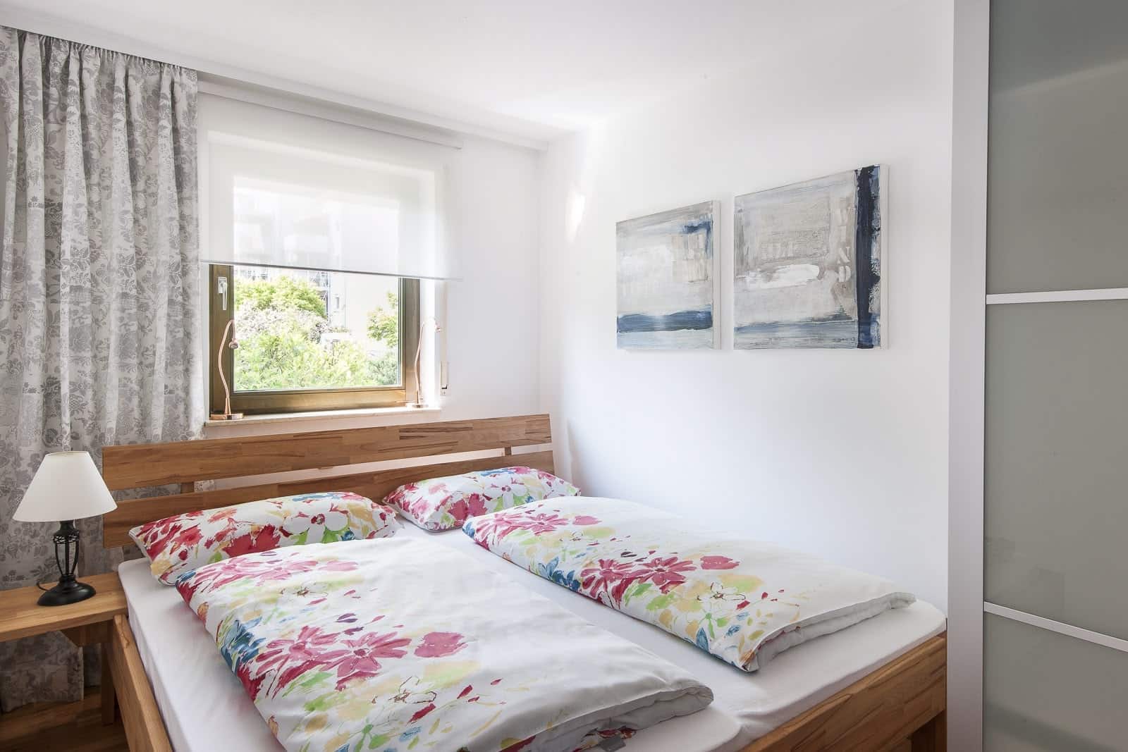 Marx managt Uferresidenz Schlafzimmer 1