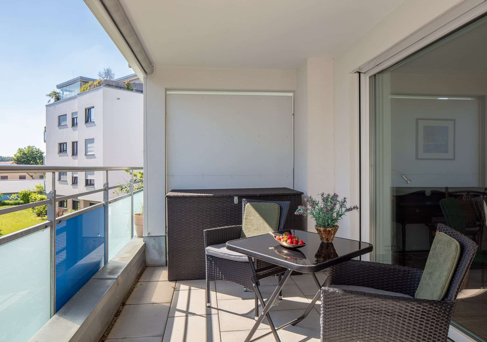 Marx managt Urlaubsglueck Balkon 1