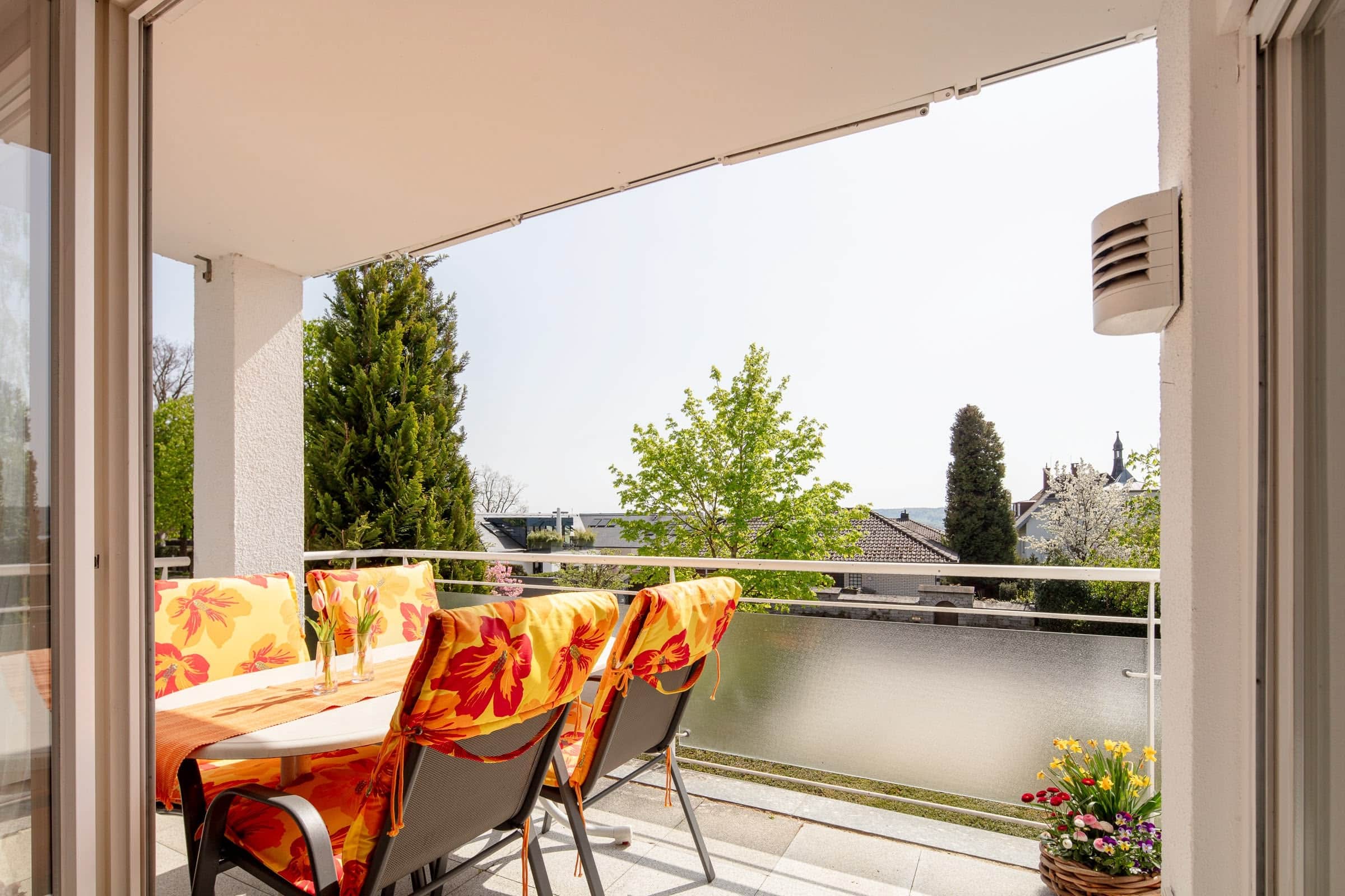 Marx managt Ueberblicke Balkon Marx managt Ueberblicke Balkon