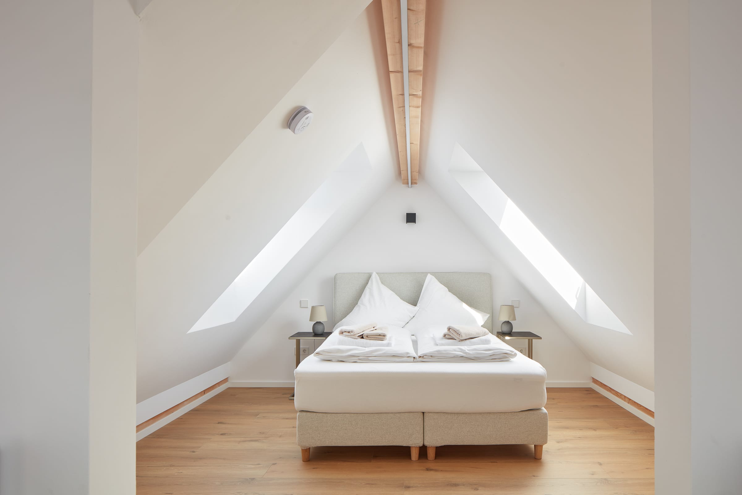 Marx Managt Seehaus Allensbach Loft-Imperia Schlafzimmer 2